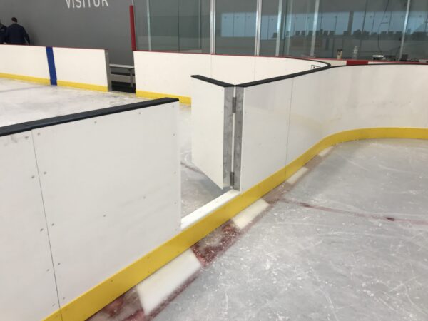 Aluminum Rink Divider w/ Kick Plate